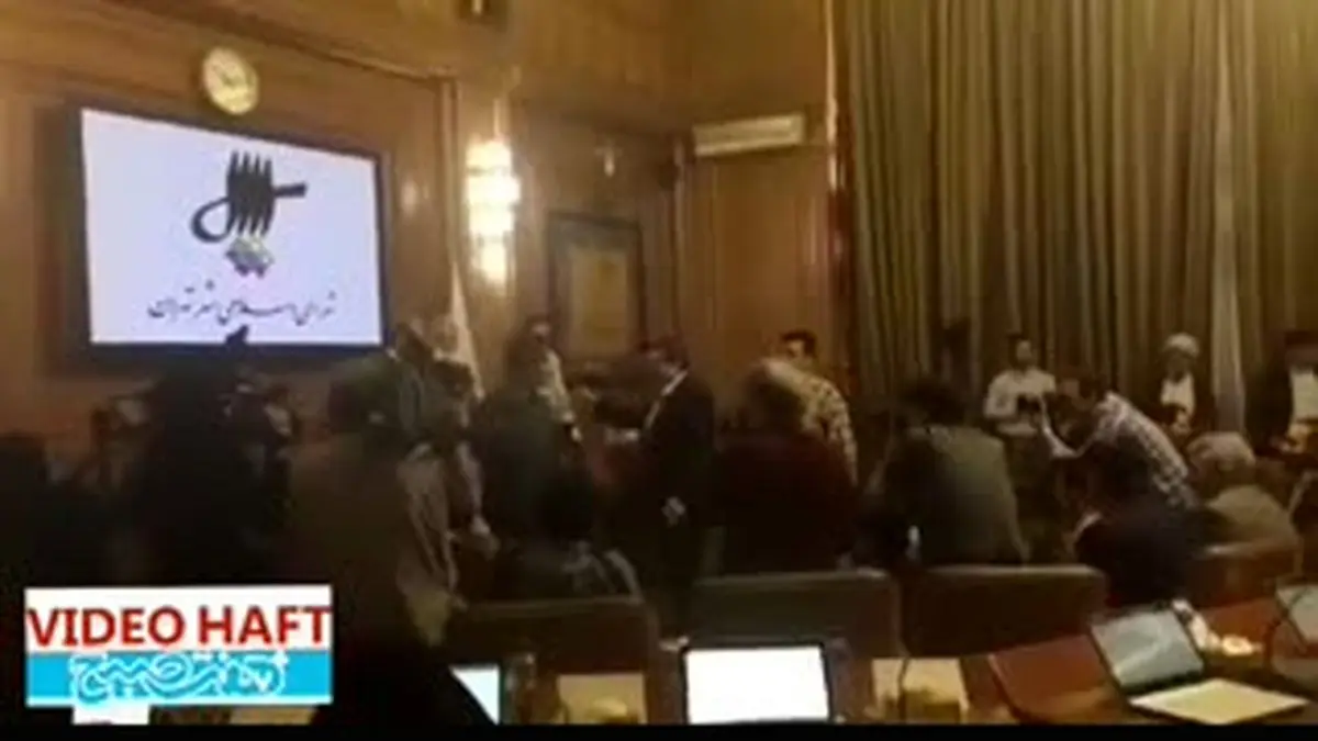 ویدیو هفت|روبوسی علیرضا دببر و عباس جدیدی جلوی دوربین خبرنگاران