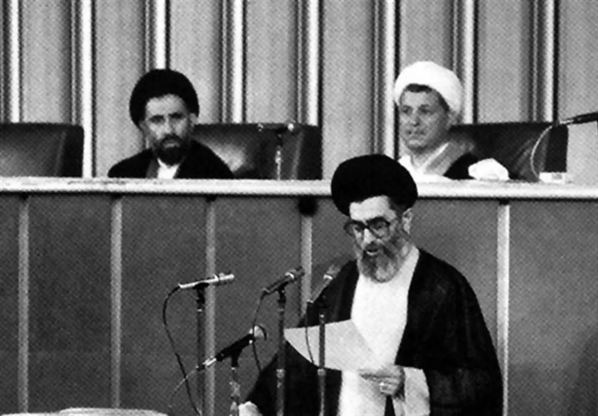 روایت یک عضو مجلس خبرگان از رهبر شدن آیت‌الله خامنه‌ای