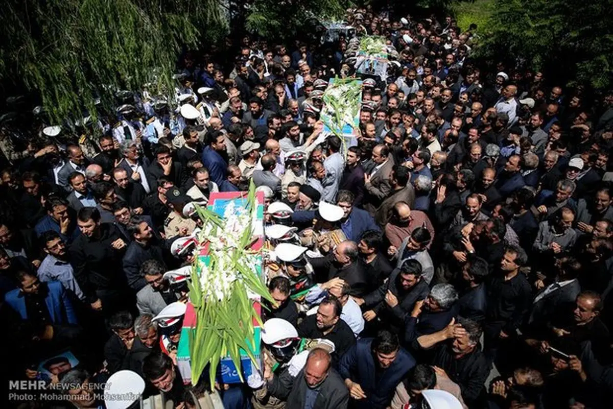 بعد از اقامه نمازجمعه تهران؛ پیکر شهدای حادثه تروریستی تهران تشییع شد
