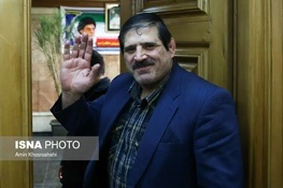 چمران به جدیدی: با گردن کلفتی حرف نزنید