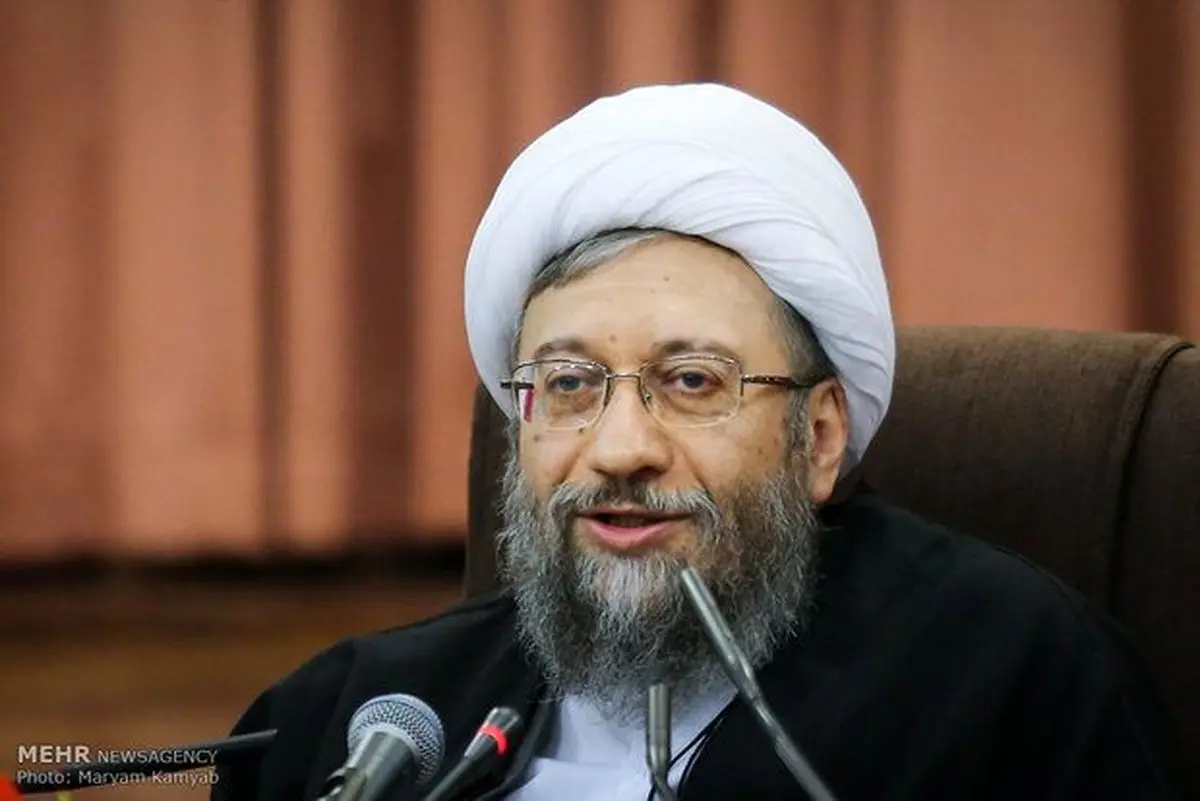 آملی لاریجانی: اینکه می‌گویند رییس قوه قضاییه نباید حرف سیاسی بزند، درست نیست