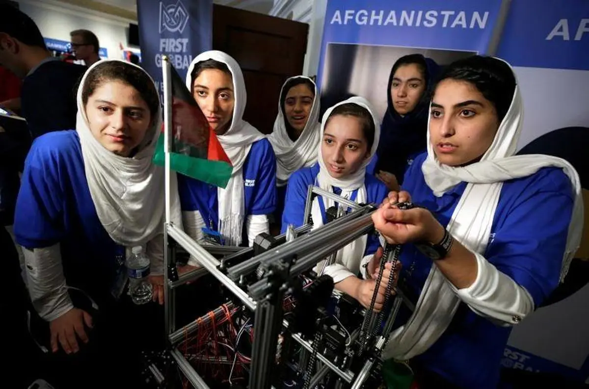 تیم دختران روبات‌ساز افغان در رقابت‌های بین‌المللی واشنگتن