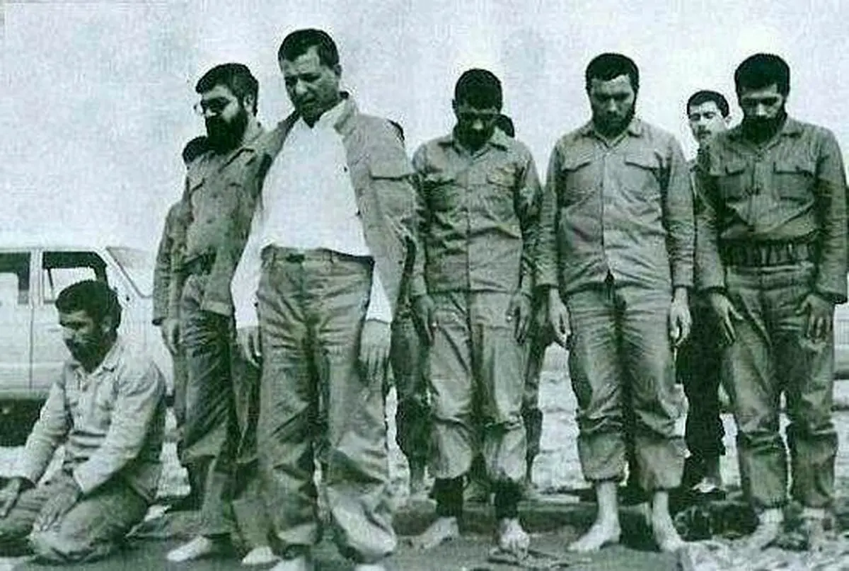 تصویری کمتر دیده شده از  حسن روحانی و آیت‌الله هاشمی