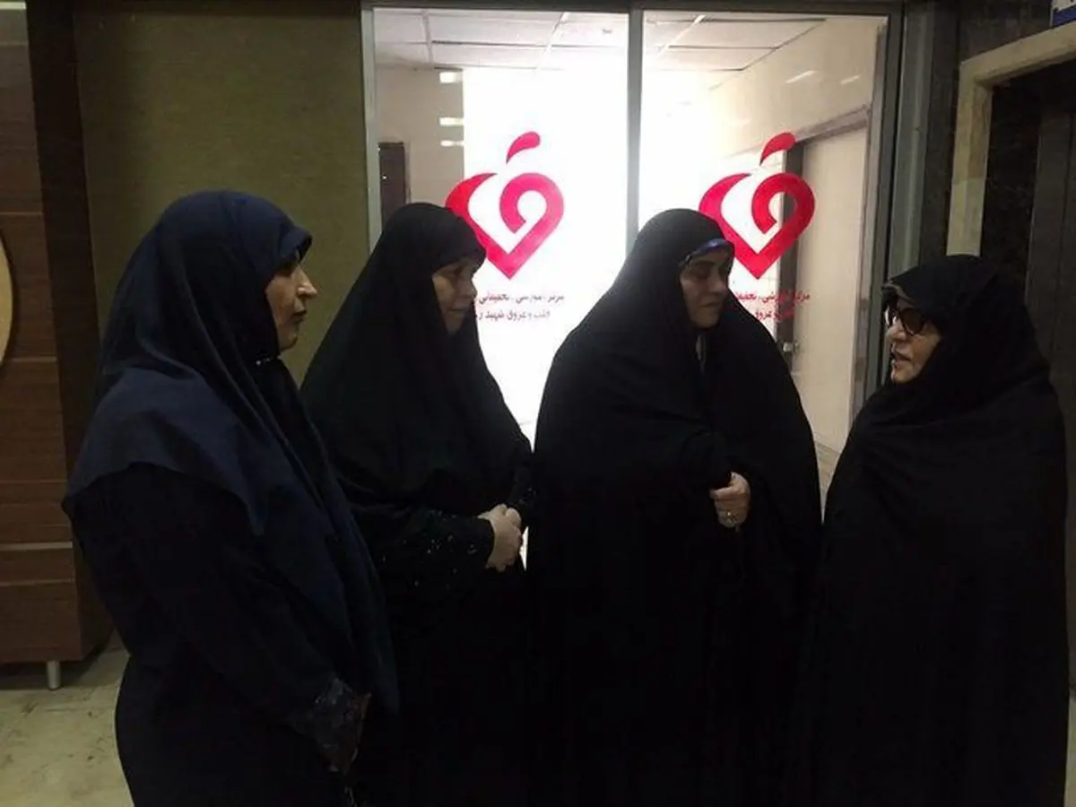 دیدار ۳ نماینده زن مجلس با همسر کروبی