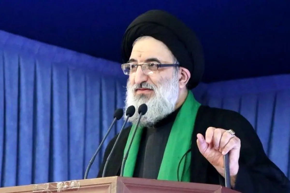 امام جمعه کرج: با آنها که به ملاقات مهدی کروبی رفتند برخورد شود
