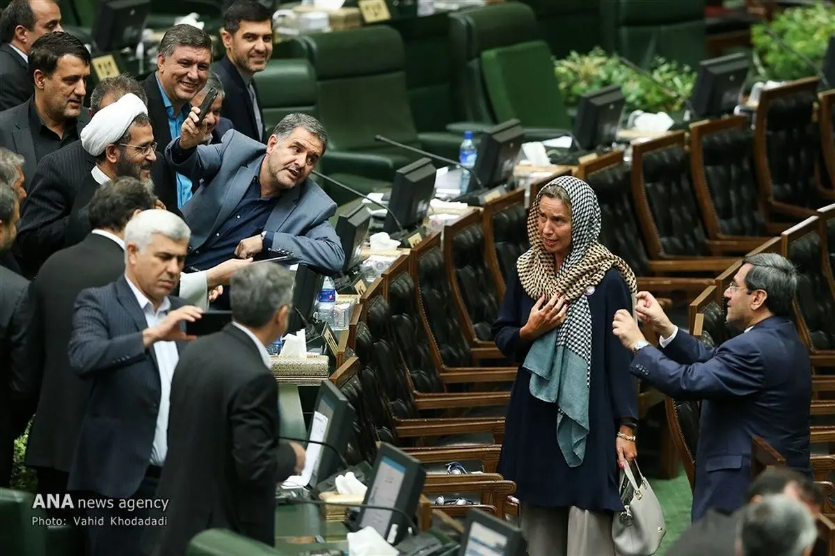 انتقاد امام جمعه قم از سلفی با موگرینی