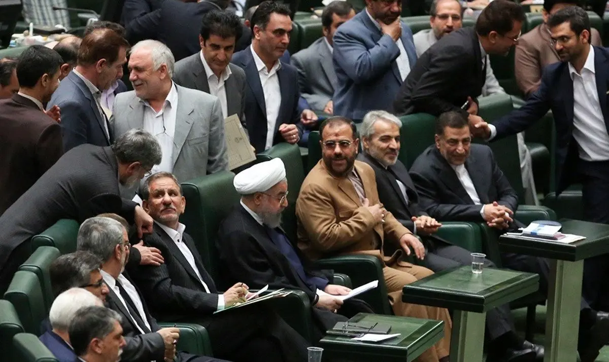رای اعتماد نمایندگان مجلس به ۱۶ وزیر پیشنهادی دولت دوازدهم