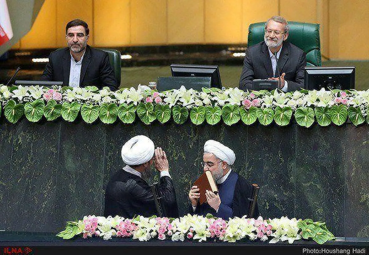 تحلیف دوازدهم بدون حضور رقبای اصلی روحانی