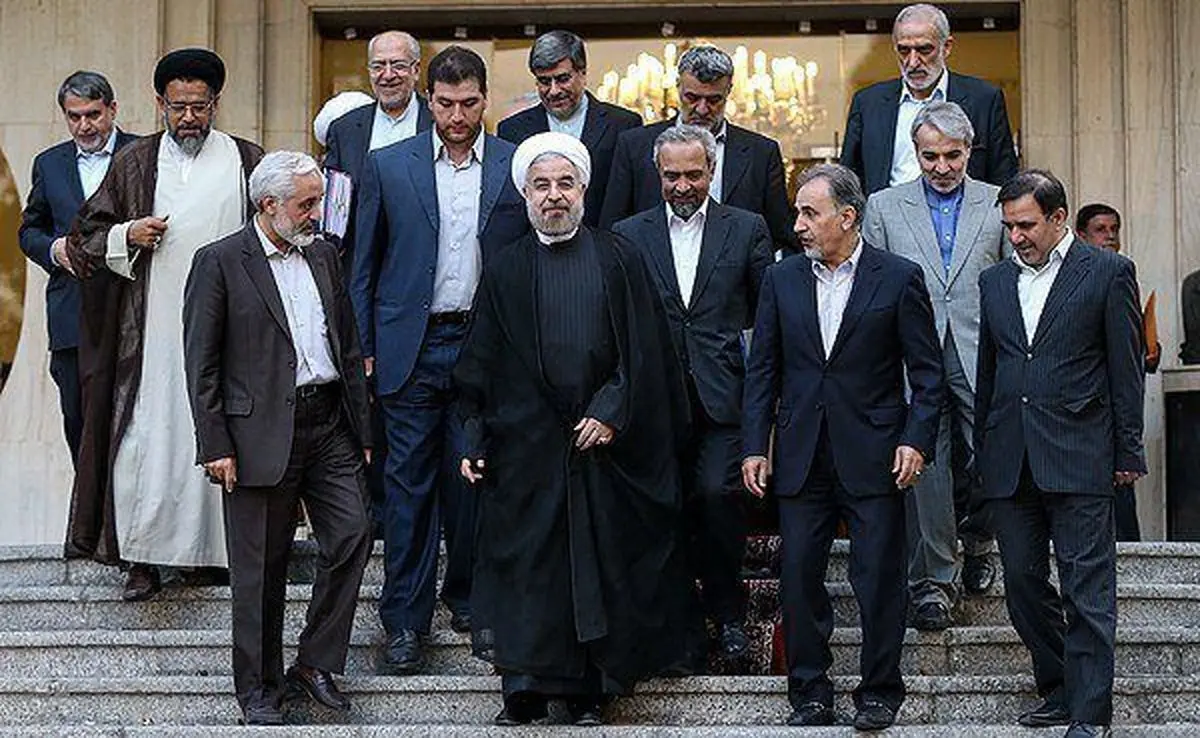 رمزگشایی از کابینه دوازدهم؛ دو وزیر پرتجربه و هفت وزیر تازه‌کار