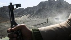 شهادت یک سرباز و یک بسیجی در حمله افراد مسلح به بخشداری پیشین