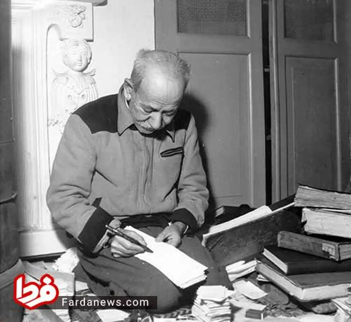 تصویری دیده نشده از علامه علی اکبر دهخدا