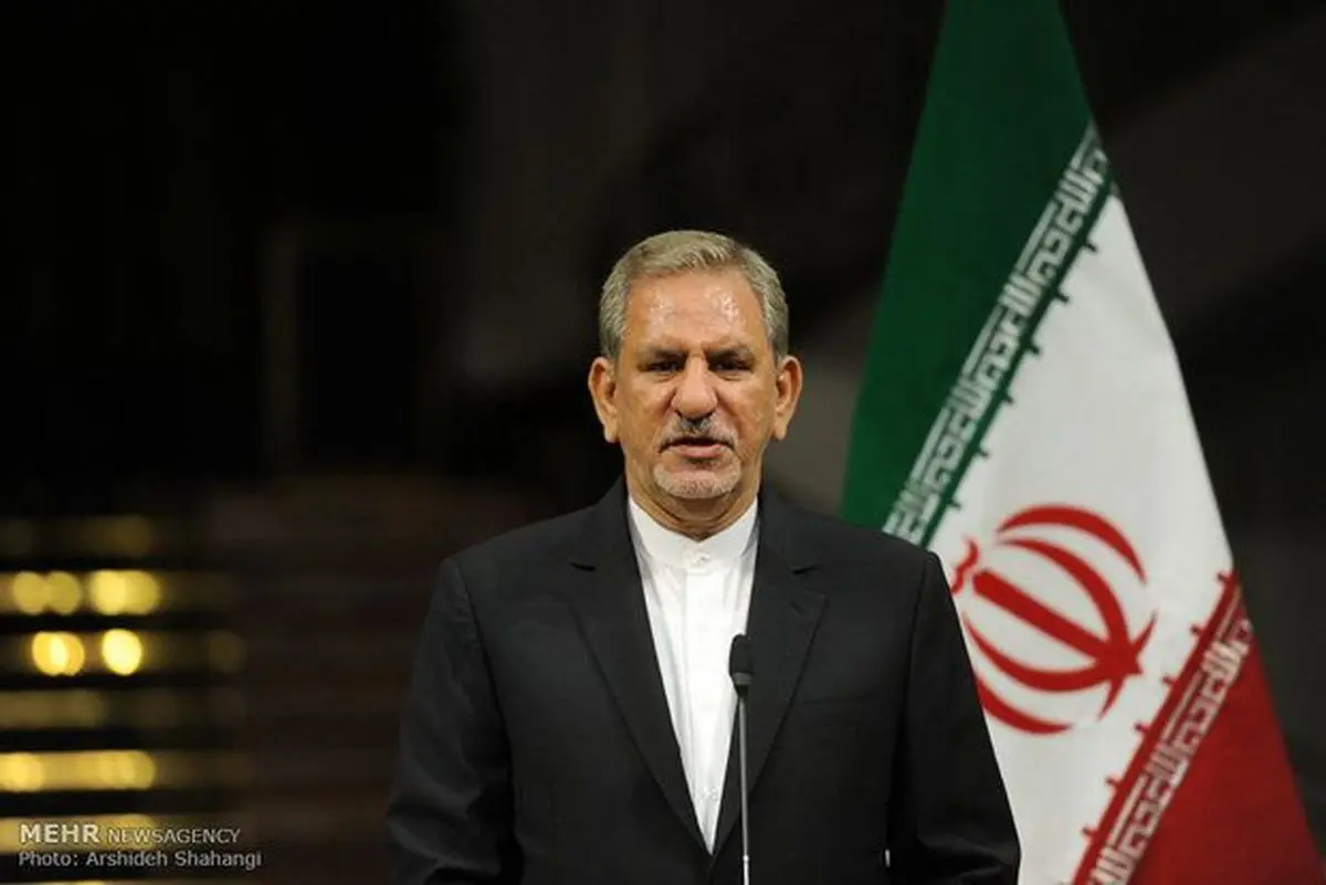 تأخیر یک ساعته کارمندان از اول مهرماه مجاز تلقی شود