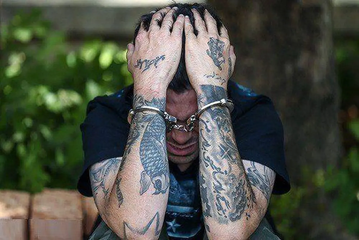 تماشا کنید؛ دزدان تهرانی چی خالکوبی می‌کنند؟