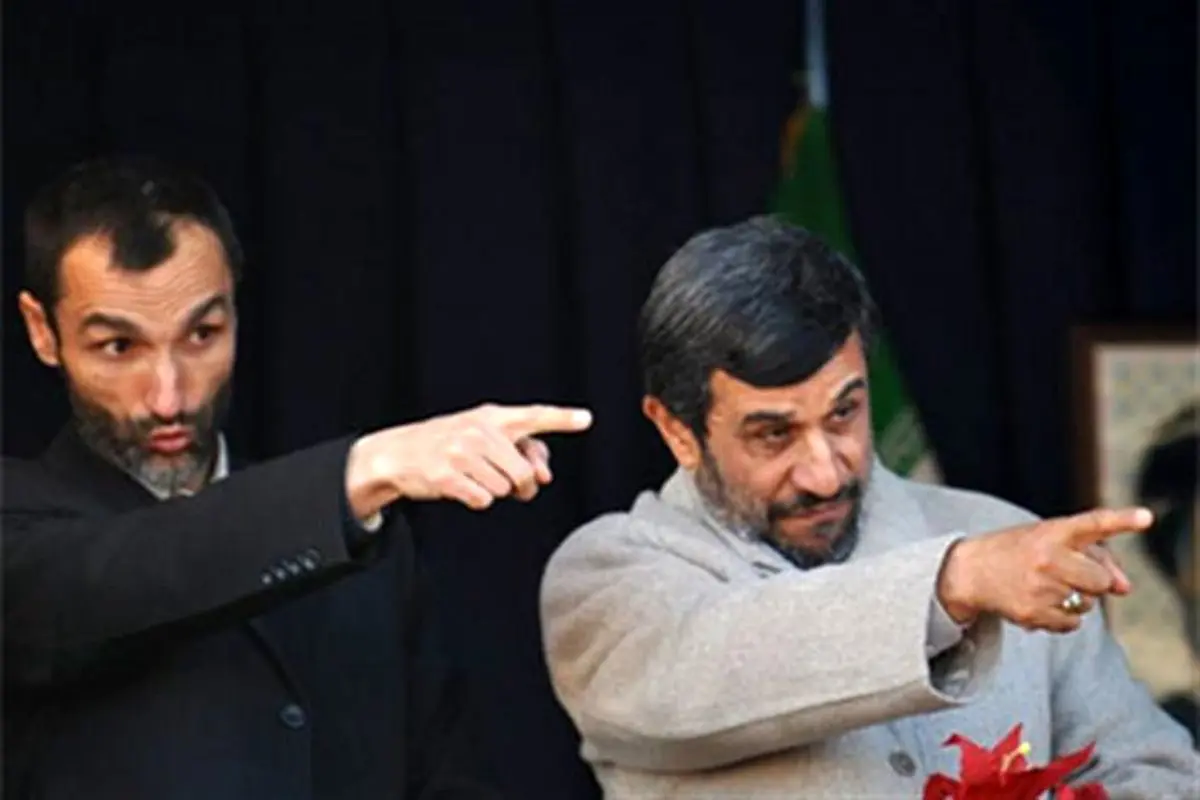 محمود احمدی‌نژاد به دادگاه می‌رود