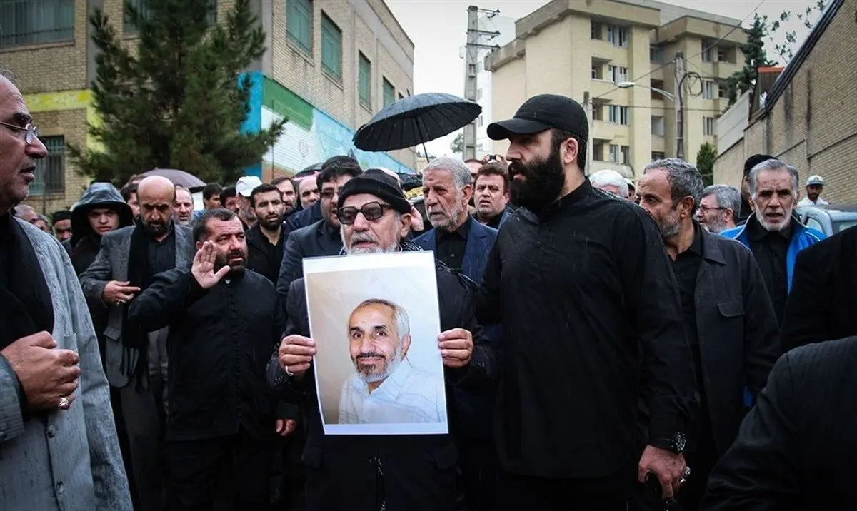 رهبر انقلاب درگذشت داود احمدی‌نژاد را به چه کسی تسلیت گفت؟