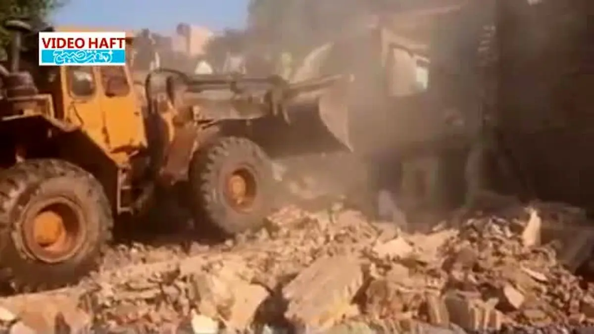 ویدیو هفت|سقوط سنگ بزرگ روی منازل مسکونی در شهر اهواز