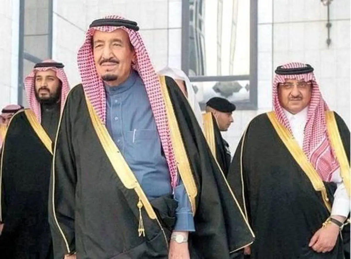 شاه عربستان، شماری از مقامات را برکنار کرد
