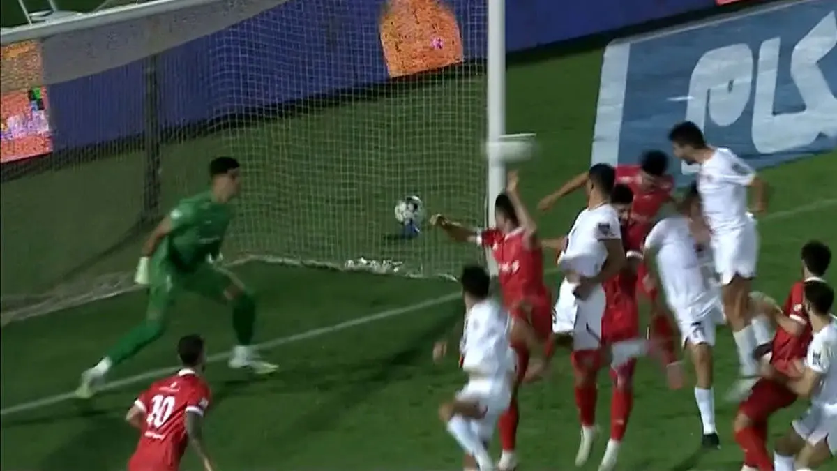 گل اول فولاد به پرسپولیس توسط محمدرضا سلیمانی