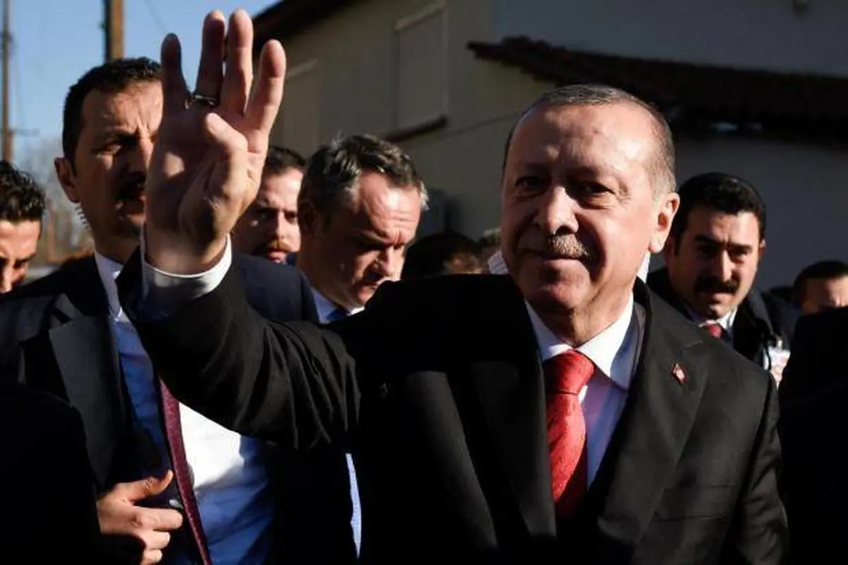 اردوغان از ترور جان سالم به در بُرد!