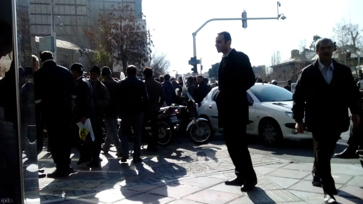 تجمعی متفاوت در چهارراه استانبول تهران
