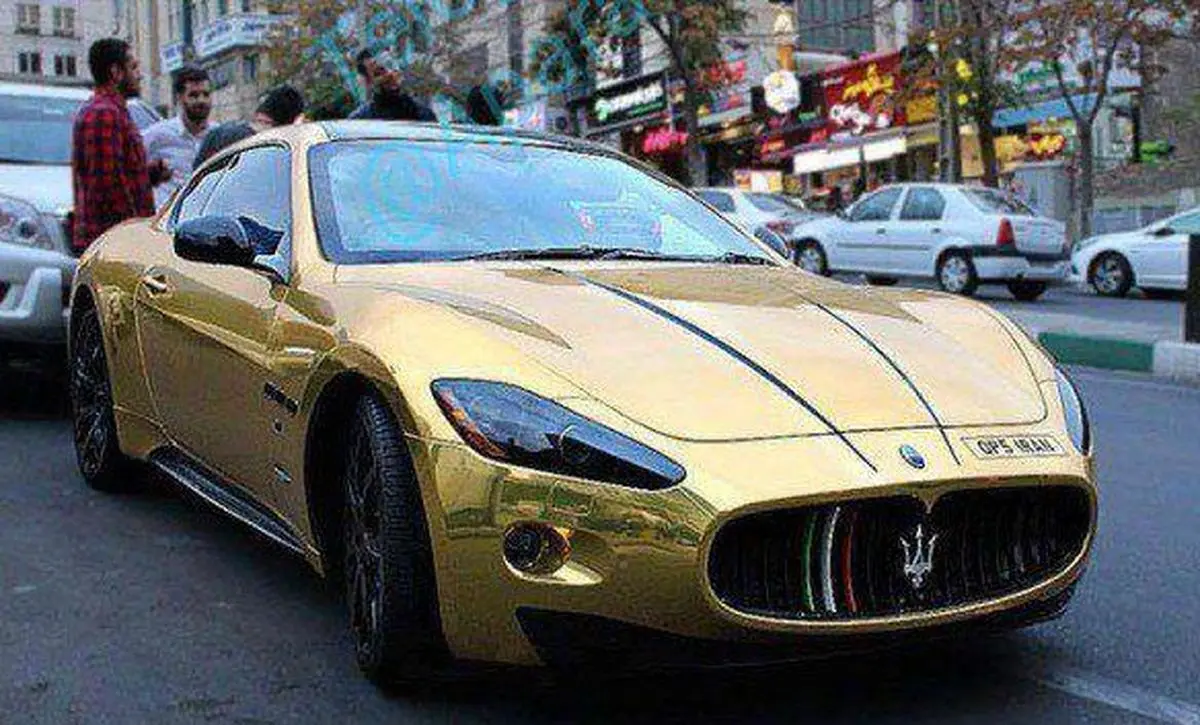 مازراتی با روکش طلایی در شهرک غرب