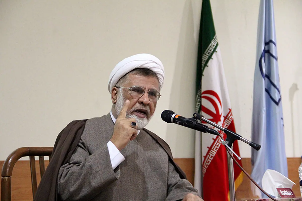 فاضل‌میبدی: دست‌هایی بالاتر از احمدی‎‌نژاد، علیه دولت در کار است