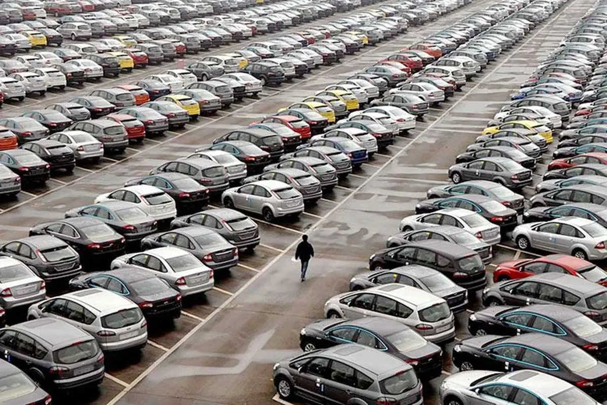 کاهش ۳۰ تا ۴۰درصد قیمت خودروهای وارداتی با دستور قضایی