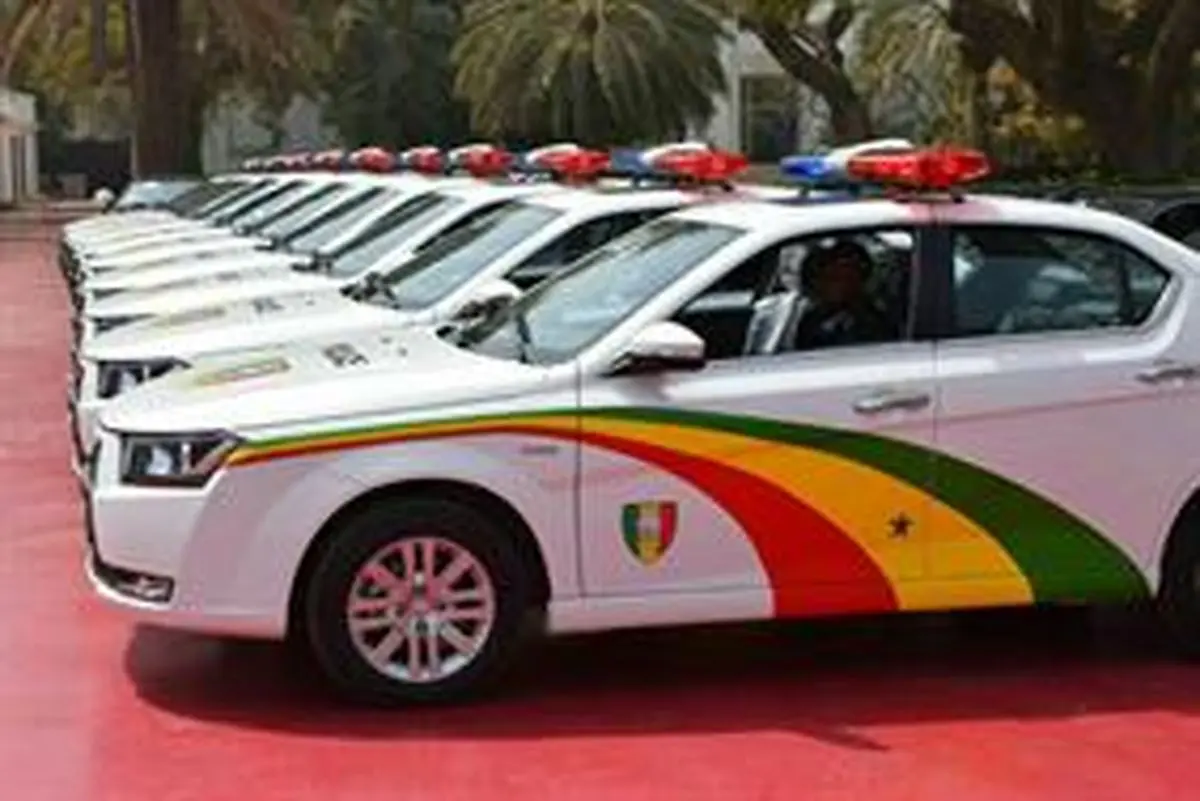 دنا پلاس ماشین پلیس سنگال شد