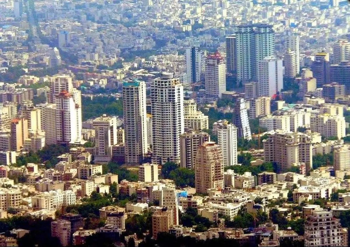خریداران مسکن دست نگه دارند/۷۰ درصد قیمت مسکن غیر واقعی است