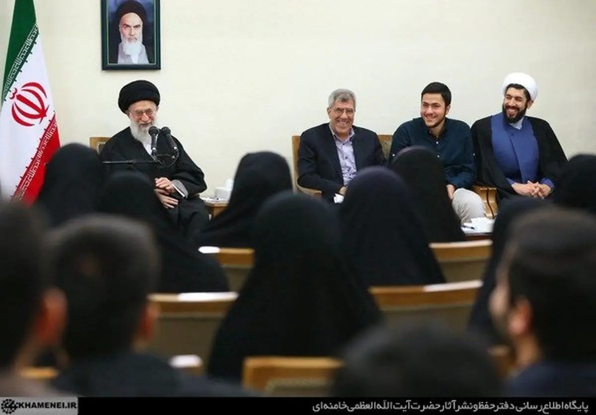 حضرت آیت‌الله خامنه‌ای: پیشرفت علمی بدون تعهد بی‌معناست