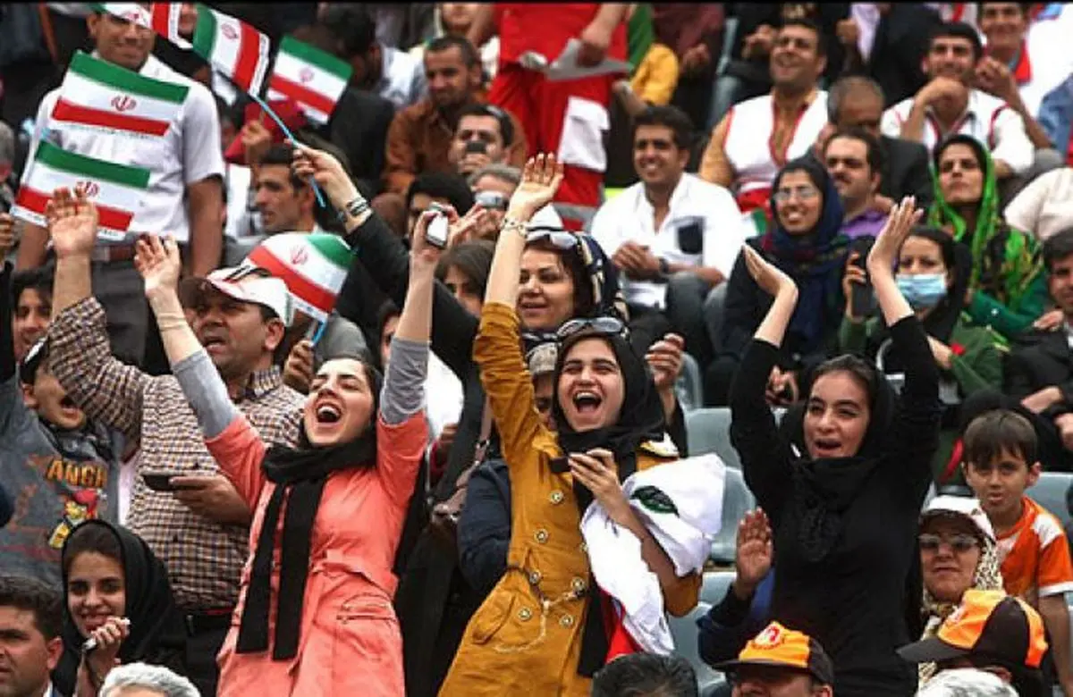 شنیده‌ها از دستور قریب‌الوقوع رئیس جمهور برای مجوز ورود بانوان به ورزشگاه‌‎ها
