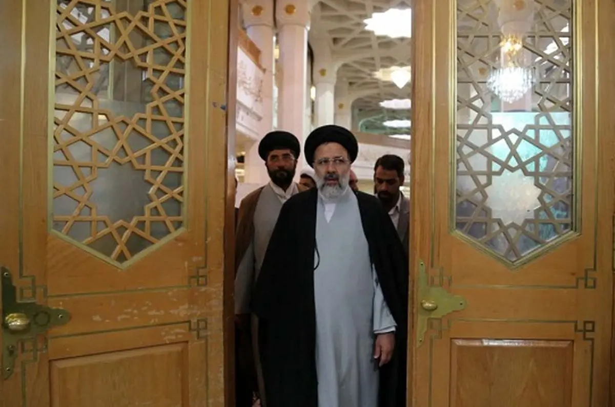 رئیسی: پای حسابرسی را به آستان قدس باز کرده‌ام