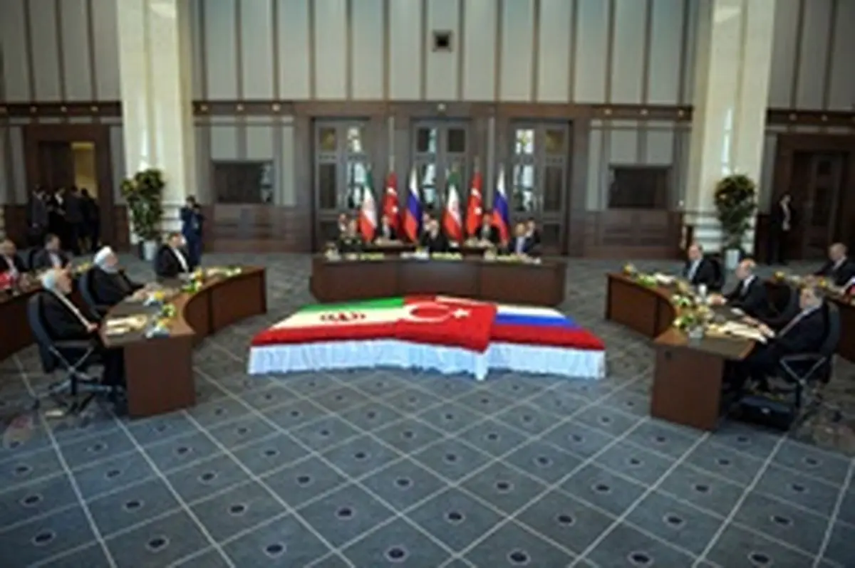 روحانی: بحران سوریه راه‌حل نظامی یا تحمیل شده از خارج ندارد