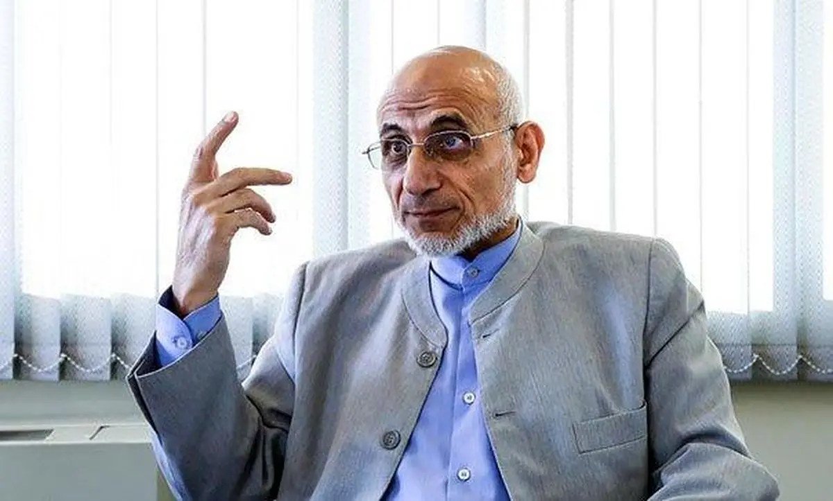 میرسلیم: پیام رسان سروش استفاده می‌کنم و سمند سوار می‌شوم