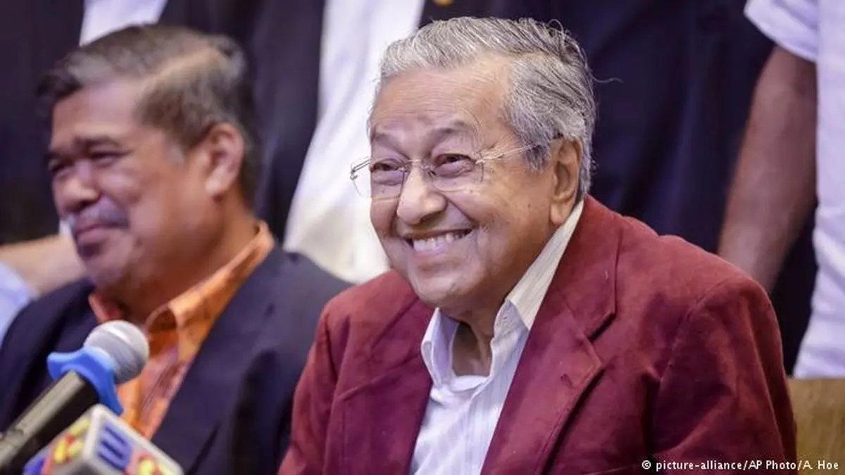 ماهاتیر محمد در سن ۹۲ سالگی نخست وزیر مالزی شد