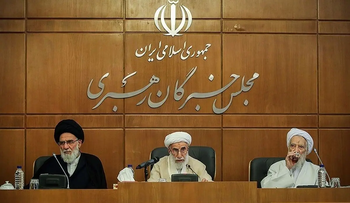 نقش آیت الله جنتی در انتشار بیانیه جنجالی؛ کار شما بود یا مجلس خبرگان؟