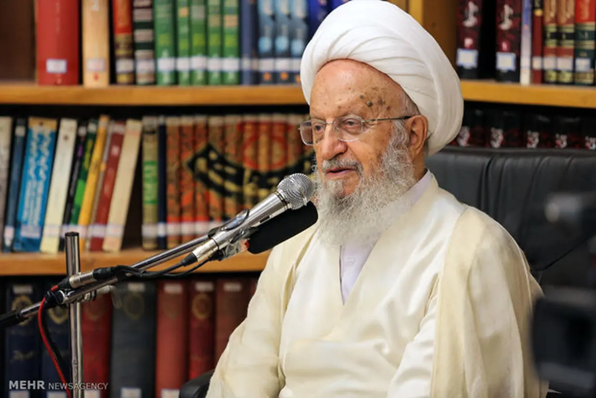 آیت‌الله مکارم شیرازی: بعد از انقلاب، تفاوت چندانی در وضعیت طلاب به وجود نیامده