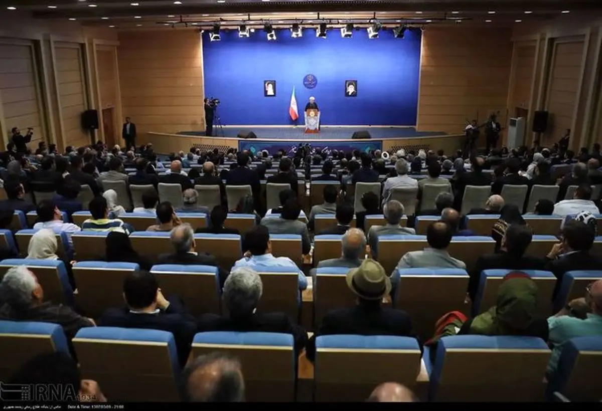 روحانی: فشار‌ زندگی‌ هست،‌اما‌ مثل‌ گذشته‌ نیست