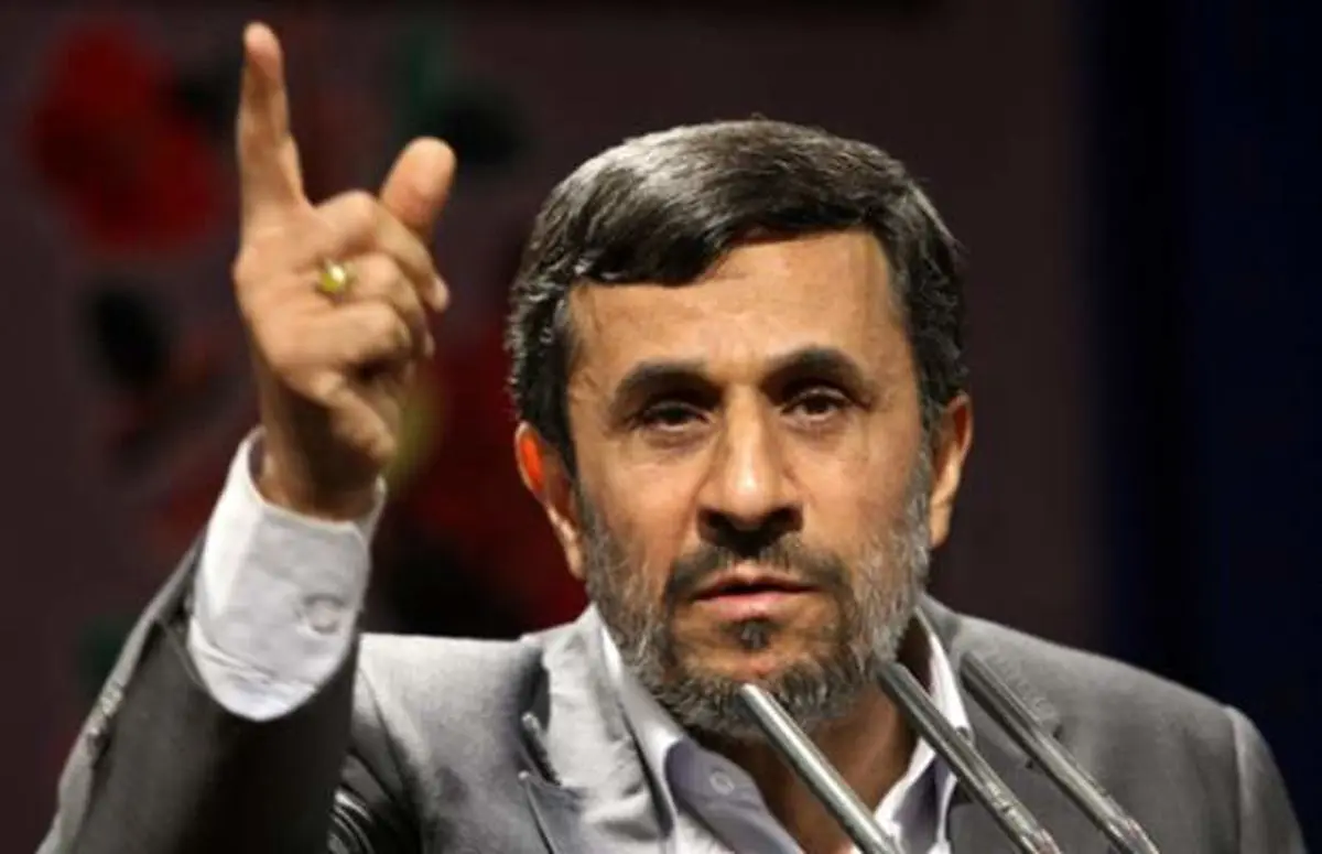 سلطۀ جهانی دلار و امپراتوری آمریکا / مقالۀ احمدی‌نژاد در رسانۀ اسپانیایی