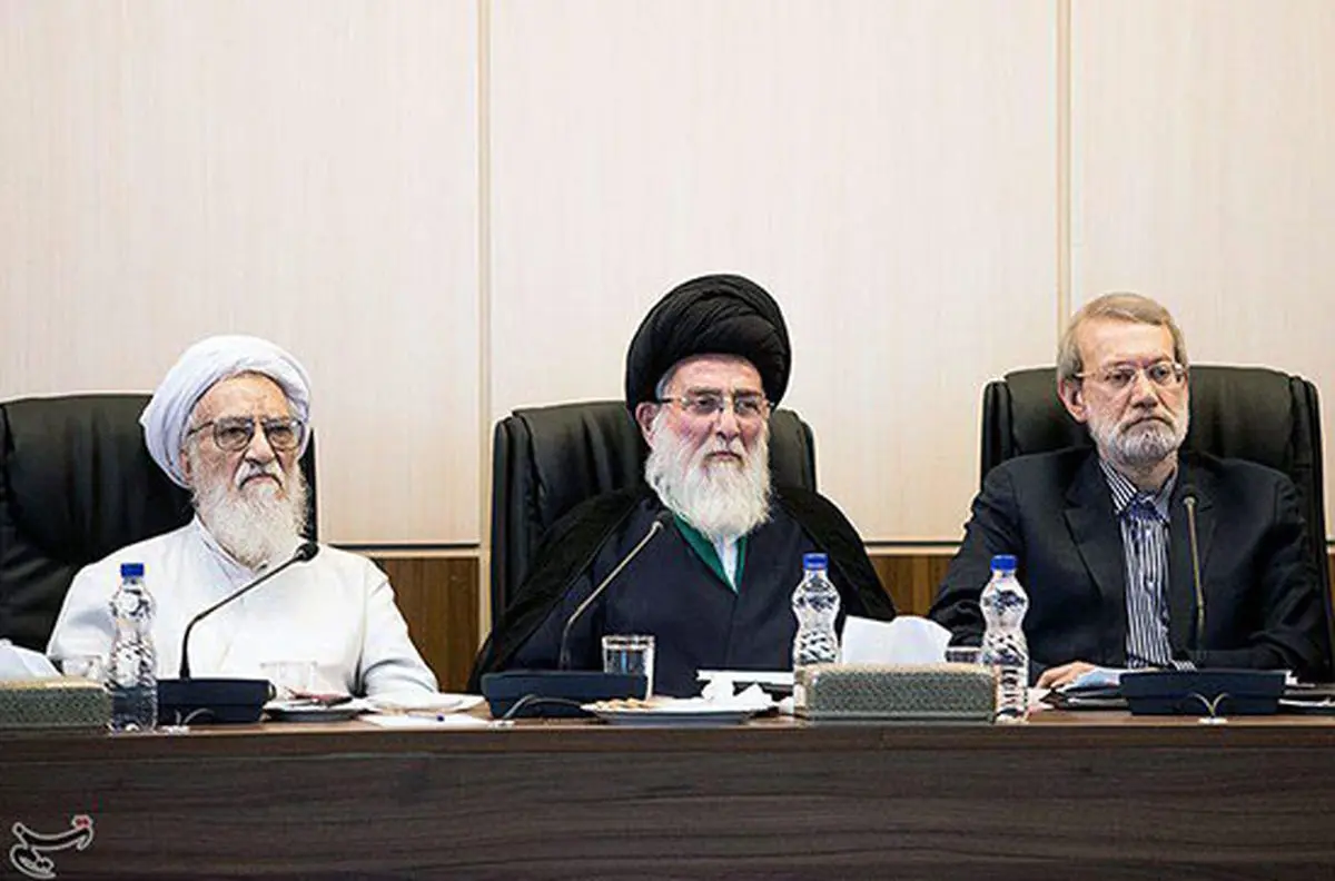 چهره متفاوت آیت‌الله شاهرودی در نشست مجمع
