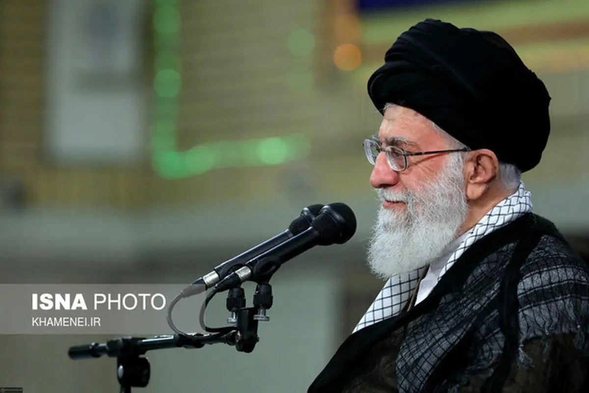 حضرت آیت الله خامنه ای: مذاکره با آمریکا ممنوع است
