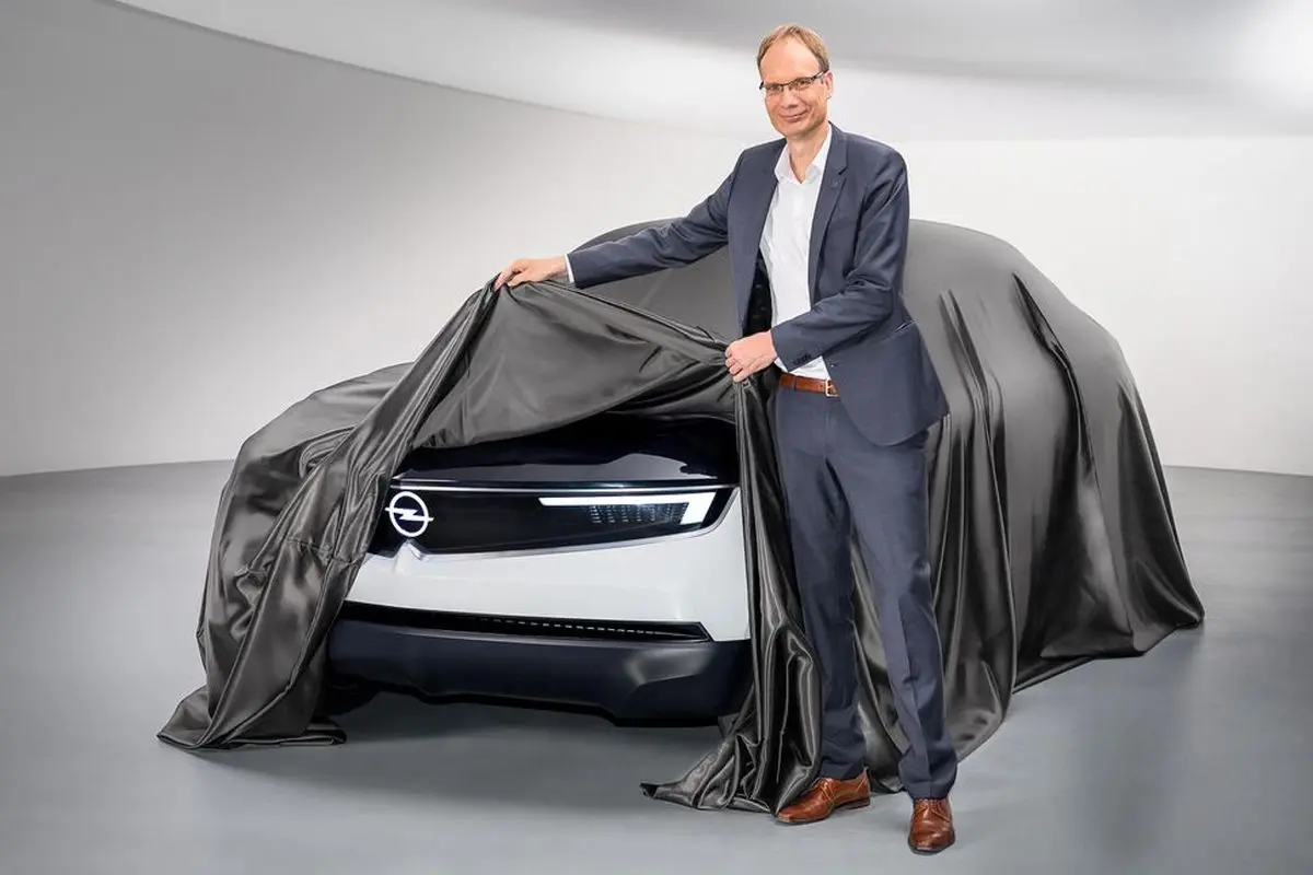 شمشمیر اوپل تیز می‌شود
