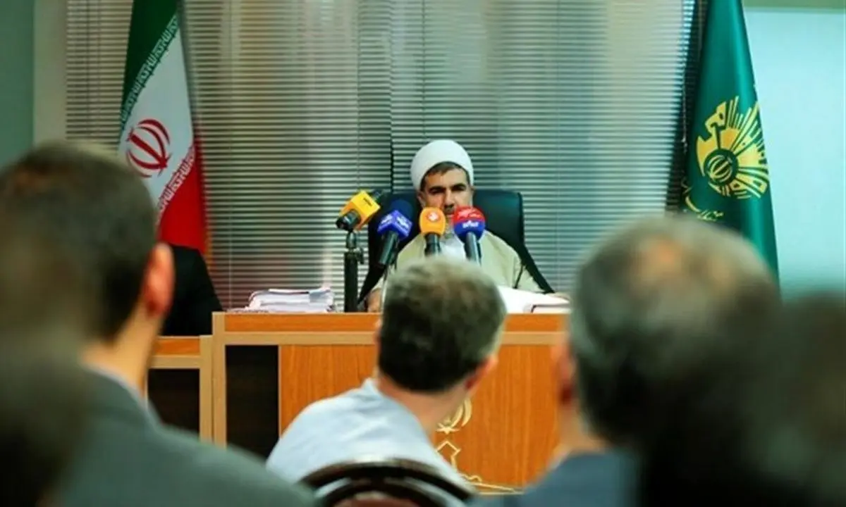 اسفندیار رحیم‌مشایی در دادگاه حاضر شد