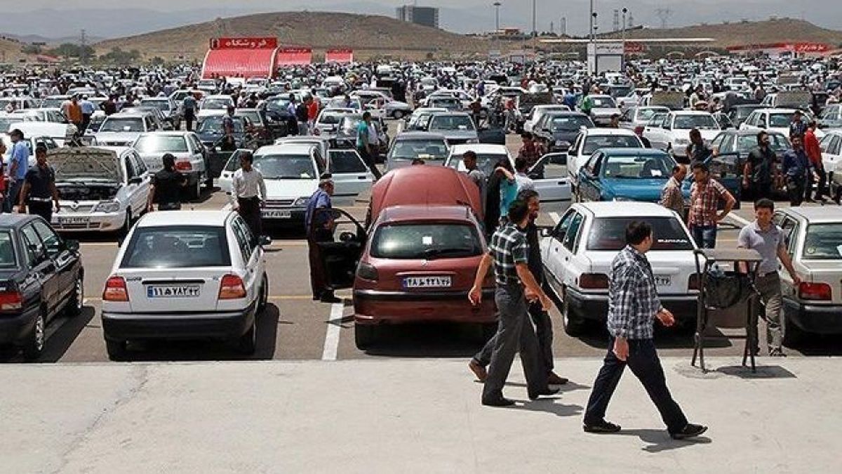قیمت خودرو سکته کرد