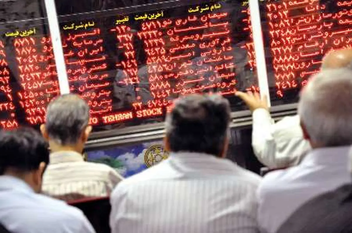 پیروی بازار بورس از سونامی کاهش قیمت دلار در بازار آزاد