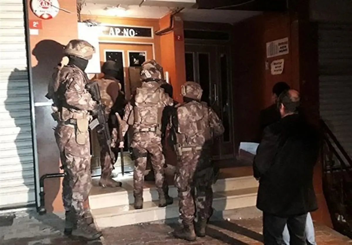 افشای مداخله خارجی در نوسانات بازار ارز؛ دلارها را از ایران به آمریکا می‌بردند
