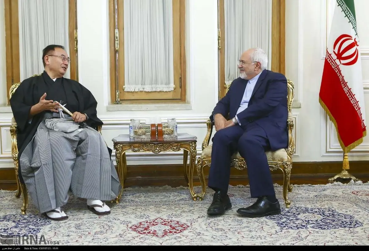 تیپ عجیب سفیر ژاپن در ملاقات با وزیر خارجه ایران