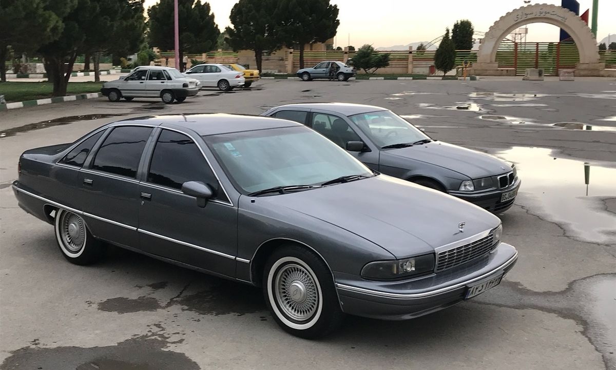 کاپریس کلاسیک یا ب ام و ۳۱۶؛ جدال پیرمردهای خوشپوش