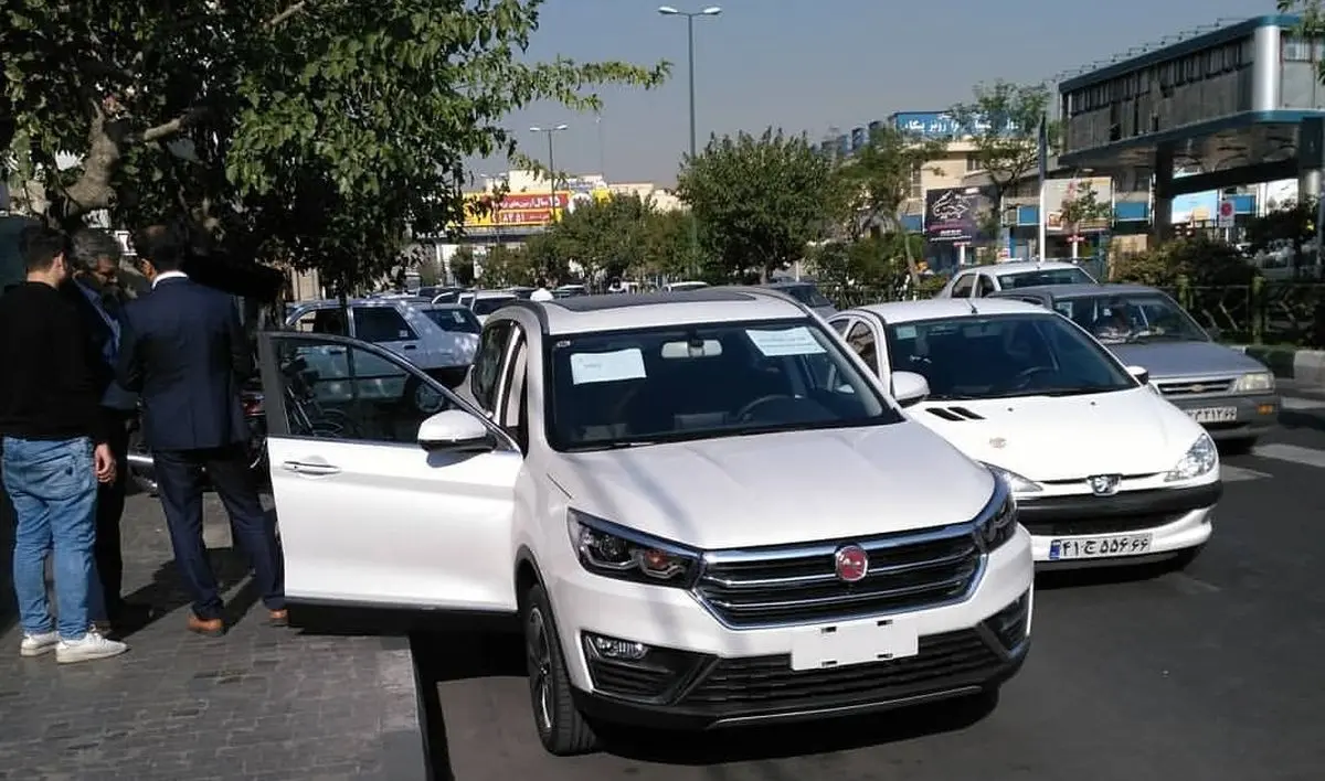 قیمت‌ خودرو روی دور سقوط