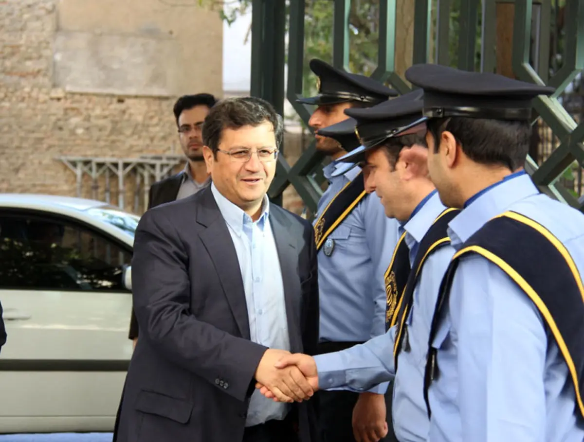 خبر مهم رییس کل بانک مرکزی در آستانه ١٣ آبان